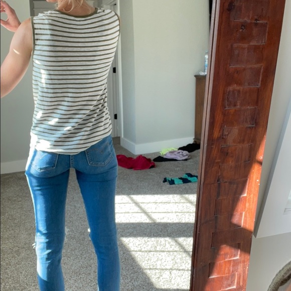 Tank top - Picture 3 of 3